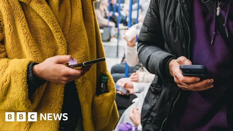 Cellphone corporations to be requested to assist deal with rise in snatch thefts