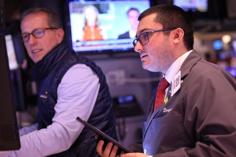 US Futures Tick Larger Earlier than Debate, Inflation: Markets Wrap