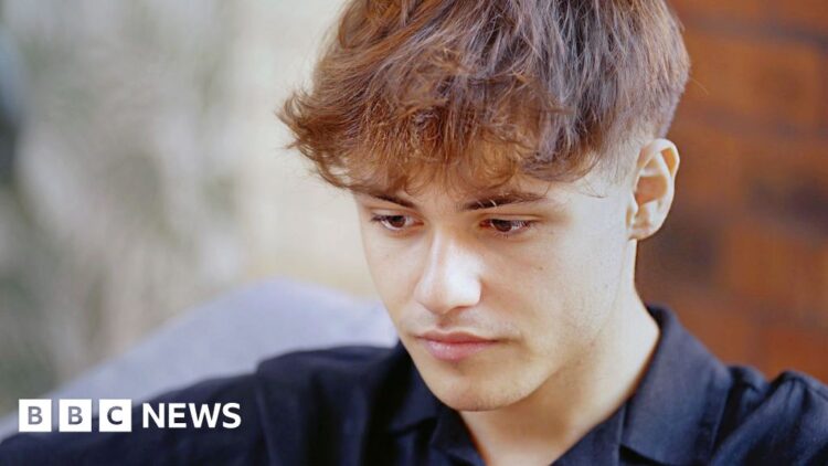 Why algorithms present violence to boys