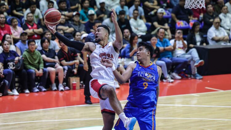 Stephen Holt does every little thing in Ginebra win
