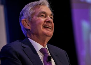 US shares finish blended however end the week close to file highs after the Fed’s first fee minimize in 4 years