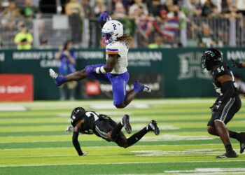 Ashton Jeanty tops 200 dashing yards once more as No. 17 Boise State beats Hawaii