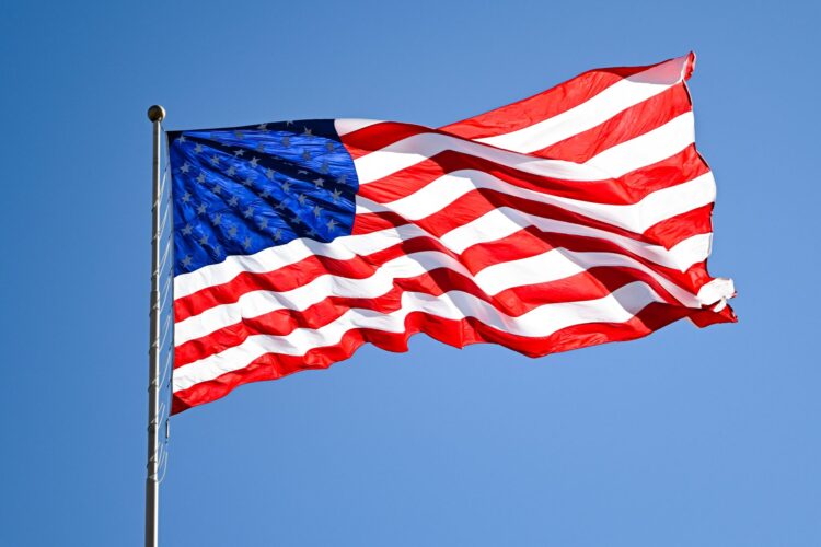 Loomis Apologizes After Fumbling Nationwide Anthem Efficiency