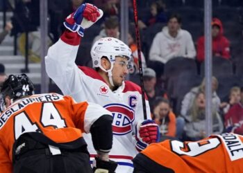 Suzuki and Gallagher lead the Canadiens over the Flyers for second-straight win
