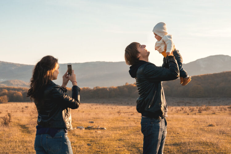 What Are 6 Household Finance Hacks Each Dad or mum Ought to Know?