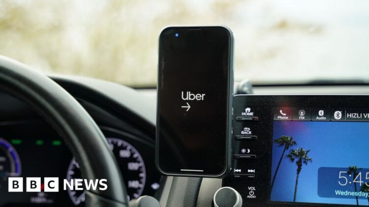 Uber probed by US shopper watchdog over subscription plan