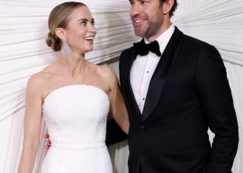 How Emily Blunt Reacted to John Krasinski’s Sexiest Man Alive Title