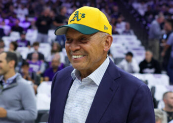 MLB legend explains leaving Astros position