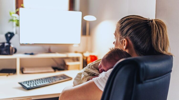 Profession vs household: Bengaluru couple torn between ₹1 crore job and transferring to Gurgaon  