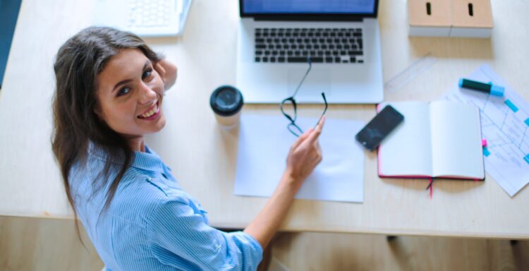 Unlock Additional Money: Modern Aspect Hustles for Girls within the Digital Age!