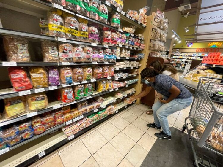Inflation provides crumbs of consolation, large banks report