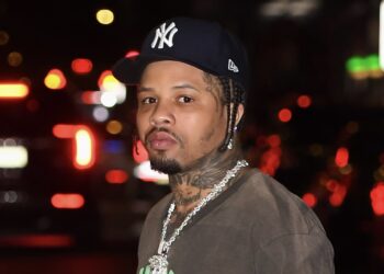 Social Media Reacts To New Picture