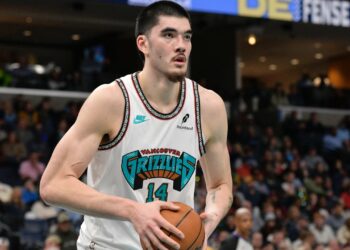 Canadian Zach Edey suffers nostril damage in opposition to Spurs