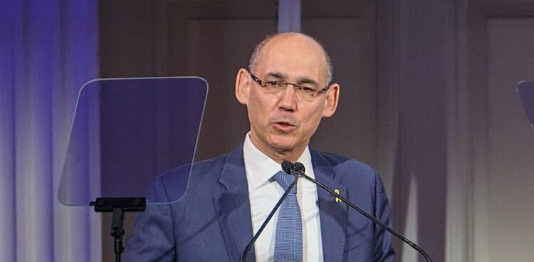 Analysts venture three eventualities for 2025, all optimistic