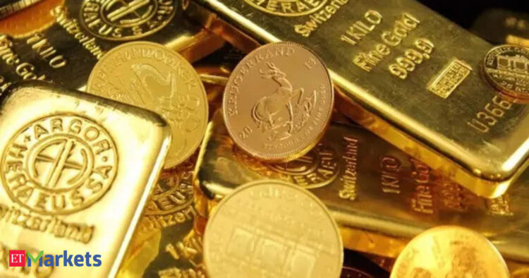 Gold poised for sixth week of beneficial properties on safe-haven demand