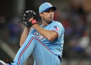 How Blue Jays’ Max Scherzer retains evolving late in profession