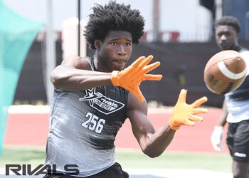 4-star CB Kenton Dopson III honors late mom with Miami commit