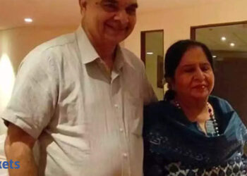 Dolly Khanna provides over 5 lakh shares on this smallcap inventory, raises stake to 2.18%