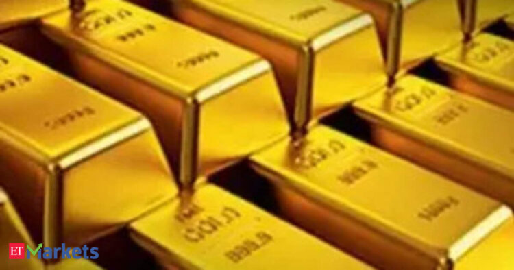 Gold climbs Rs 200 to Rs 99,400/10 gm amid renewed issues over US-China standoff
