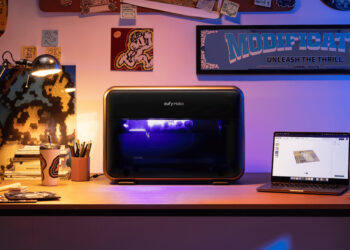 The world’s first private 3D texturing UV printer paints on virtually any floor