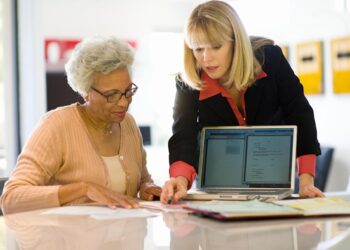 Cash strikes retirees could make now to scale back subsequent yr’s taxes