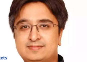 Count on an enormous transfer in metals; stick with high quality largecaps: Gautam Shah