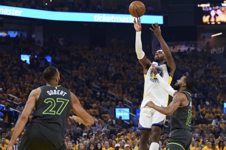 Warriors miss all 3-point tries in first half of Recreation 3 loss