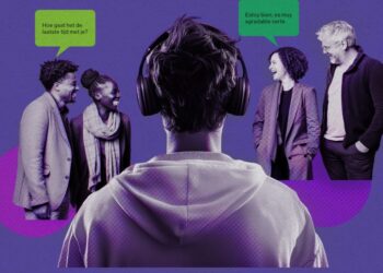 A brand new AI translation system for headphones clones a number of voices concurrently