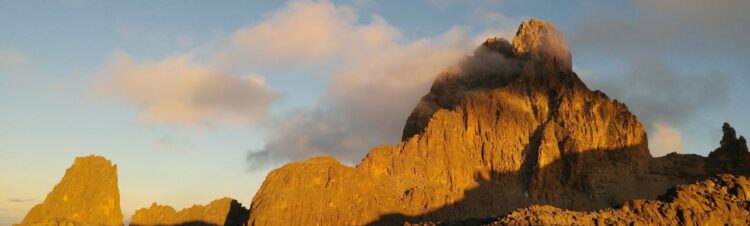 eSIM for Worldwide Journey Cell Information Roaming