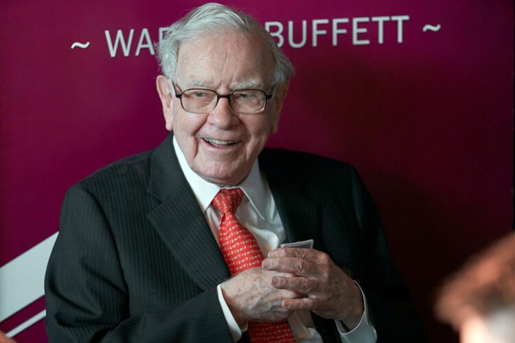 Warren Buffett pronounces $6 billion in donations to 5 foundations