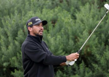 Scorching Scott surges up US Open leaderboard as Jason bounces again from dangerous opening Day