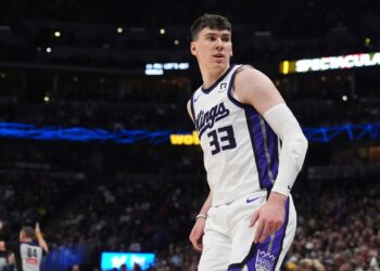 Report: Lakers signal F Jake LaRavia to two-year, $12 million deal