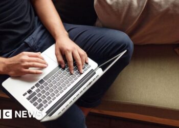 UK to see 6,000 porn websites verifying person age, Ofcom says