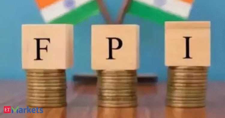 International Portfolio Buyers: FPI outflows at Rs 1 lakh crore in 2025 up to now; Rs 555 crore pulled out in July alone