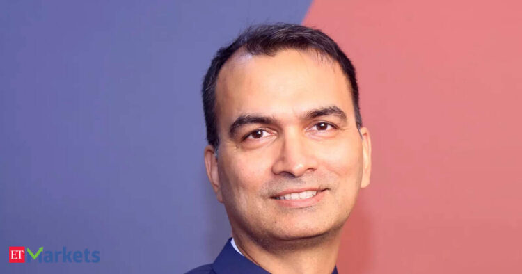 How Bond period impacts return in a falling fee regime, Gautam Kaul explains