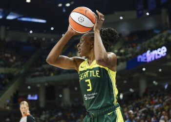 Inconsistent Storm look to maneuver nearer to playoffs towards Solar