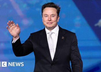 Musk’s AI agency deletes posts after Grok chatbot praises Hitler