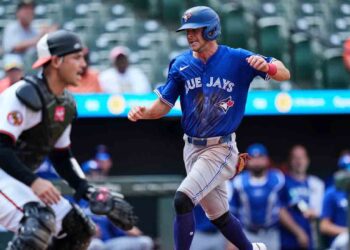 Blue Jays win wild finale as bullpen delivers well timed deadline reminder