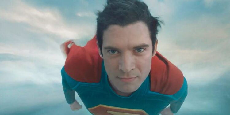 “The easy however troublesome option to be good and sort” – Evaluation: Superman