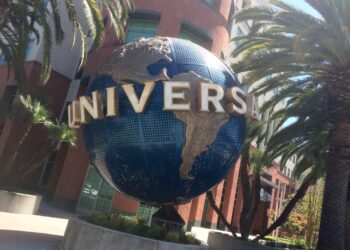 Cyrille Bolloré, son of Vincent, steps down from Common Music Group board, as Bolloré Group fights French regulator over Vivendi share supply