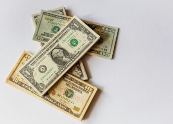6 Monetary Behaviors That Will Alienate Your Grownup Children