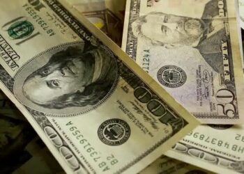 8 Private Finance Habits That Make You Look Financially Illiterate