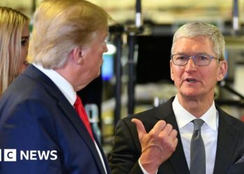 Donald Trump strain extracts $100bn Apple funding pledge