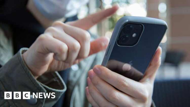 UK backs down in Apple privateness row, US says