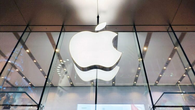 Apple Reportedly Planning AI Comeback, Full With a Tabletop Robotic