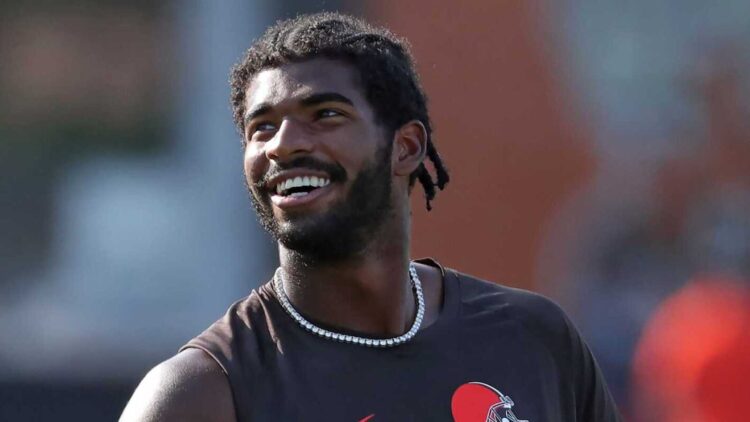 Former NFL exec offers Sanders recommendation forward of first professional begin