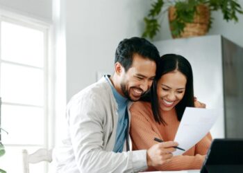 Is the DINK Life-style the Secret to Spending Extra and Saving Extra?