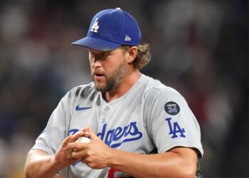 Clayton Kershaw won’t be on Dodgers’ wild-card roster