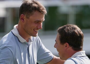 Ryder Cup 2025: Crew Europe captain Luke Donald sticks with successful pairings for Saturday foursomes as Bryson DeChambeau leads out Crew USA | Golf Information