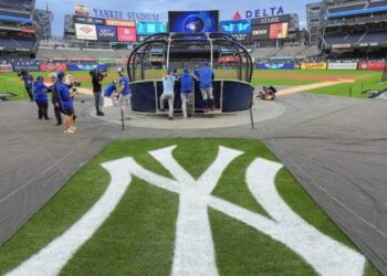 Bronx Zoo: Loud boos for ‘O Canada’ earlier than Recreation 3